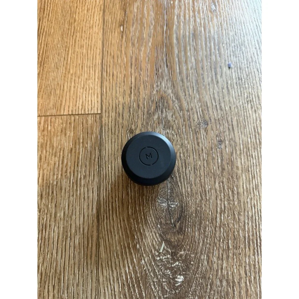 Moment Wide Lens 18mm M-Series Mobile Smartphone Lens w/ Box, Lens Cover, Pouch